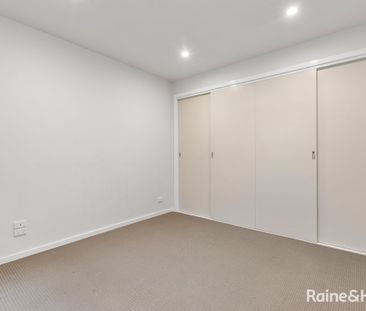 Peaceful & Spacious Living! - Photo 4