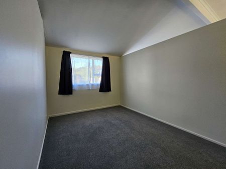 Spacious Unit with Stunning Rural Views - Photo 3