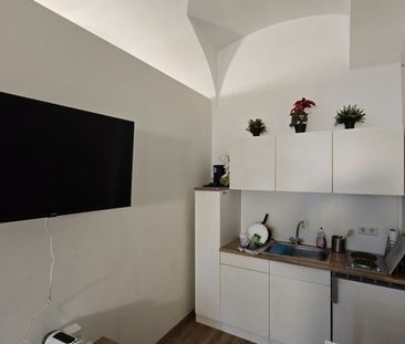 Modernes Wohnen direkt an der Donau - vollmöbliert - City-Lage in Linz - Photo 3