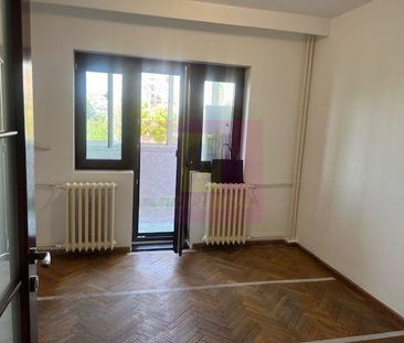 Închiriază Apartament 4 camere Centrul Civic - Photo 2