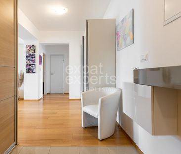 Priestranný, pekný 2i byt 74 m2 s balkónom, vo výbornej lokalite – Fotografia 3