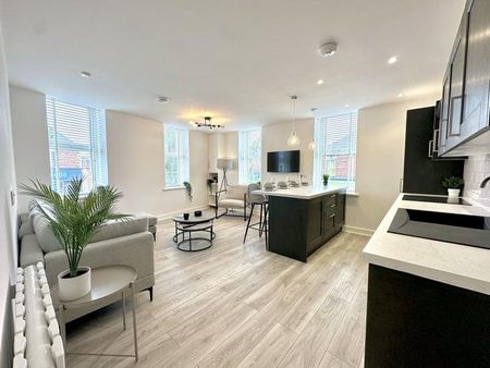 2 bedroom house of multiple occupation to rent - Photo 3