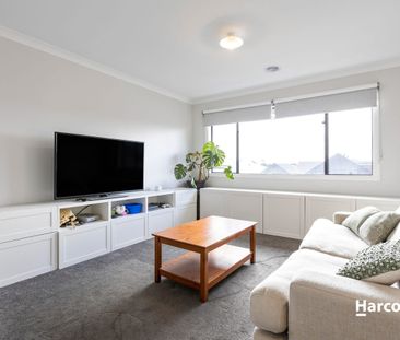 Spacious 4 bedroom Family Home! - Photo 5