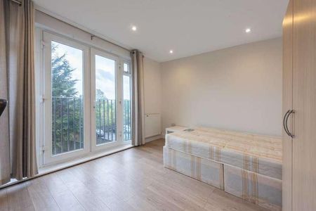 Great North Way, Hendon, NW4 - Photo 3