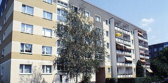 Preiswerte 4-Zimmer-Wohnung mit Balkon! - Photo 2