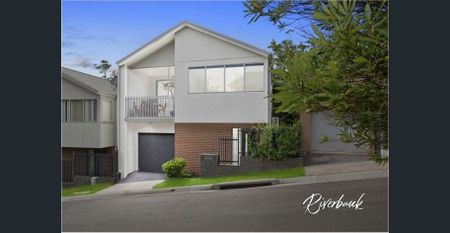 Contemporary Living in Prime Location - Photo 5