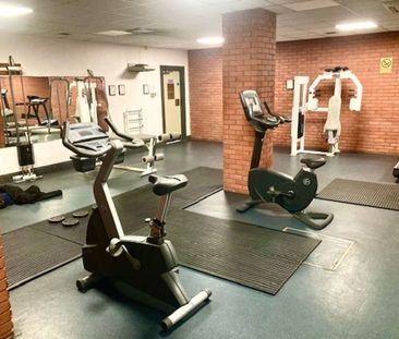 1 Bed Flat, Venice Court, M1 - Photo 5