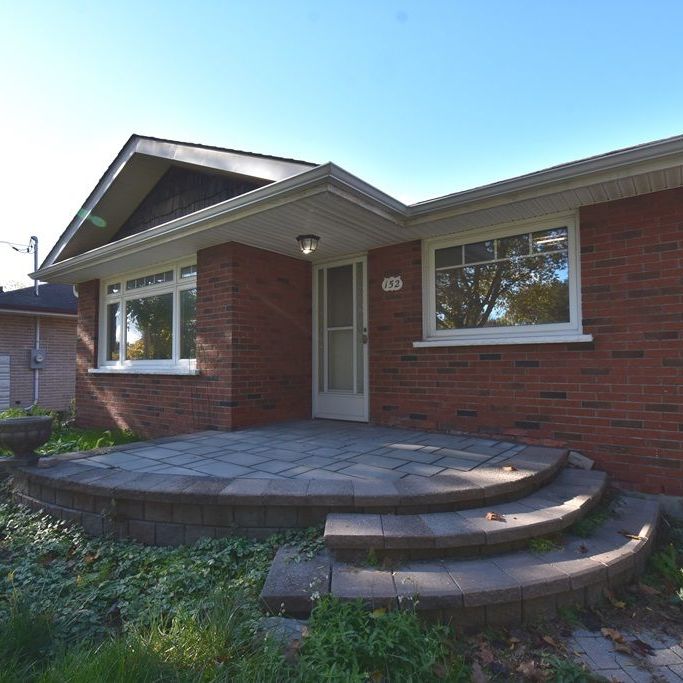 For Lease - 152 Eastmount Street, Oshawa, Ontario - Photo 1