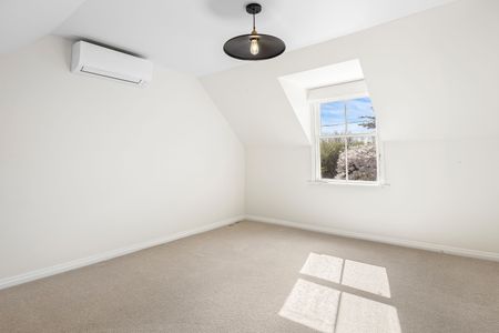 Character Home in the Heart of Cust - Photo 3