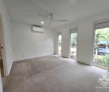 Spacious Family Home - Photo 2