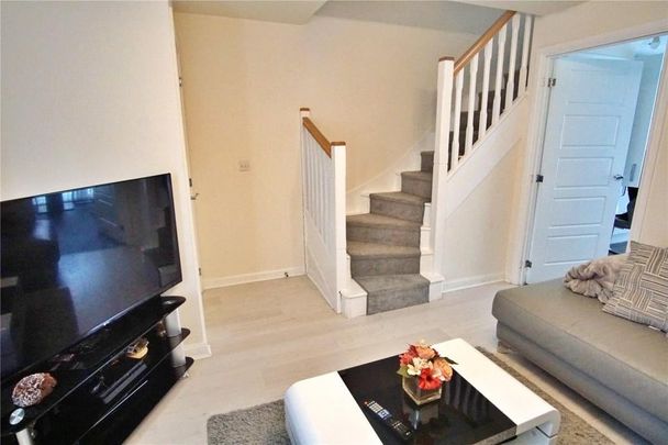 2 Bed Semi-Detached House, Lapwing Place, CV4 - Photo 1