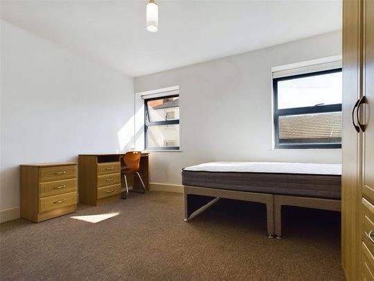 1 bedroom property to rent - Photo 1
