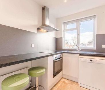 St Barnabas Road, Woodford Green, Woodford, IG8 - Photo 6