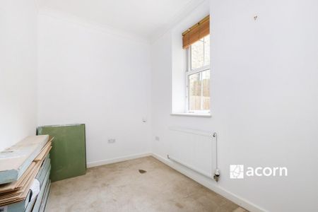 3 bedroom flat to rent - Photo 5