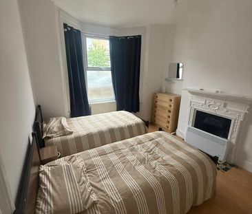 Room in a Shared House, London, SE13 - Photo 6