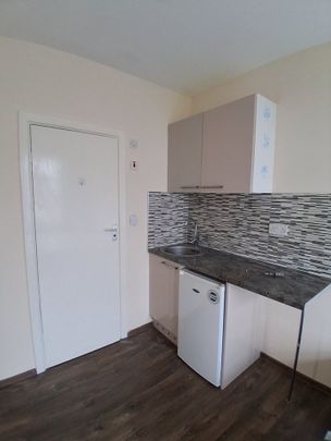 Studio Flat, Fordel Road, SE6 - Photo 1