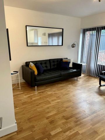 5 Yeomans Court, NG7 1EU, NOTTINGHAM - Photo 2