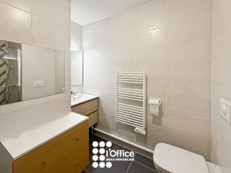 Location Appartement 2 pièces 41m² LES SABLES D’OLONNE 85180 - Photo 5