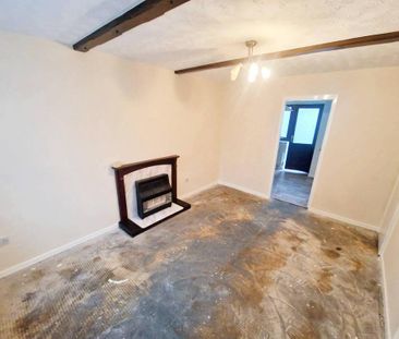 2 bedroom end of terrace house to rent - Photo 1