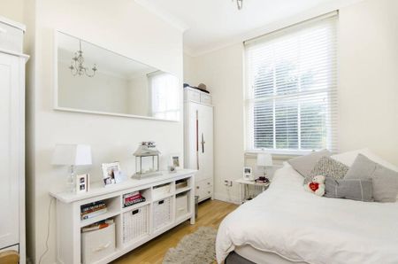 3 bedroom flat to rent - Photo 4