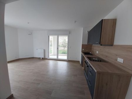 Location Appartement 3 Pièces 62 m² - Photo 5