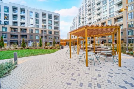 For Lease - 8 Beverley Glen Boulevard Unit# D328, Vaughan, Ontario - Photo 4