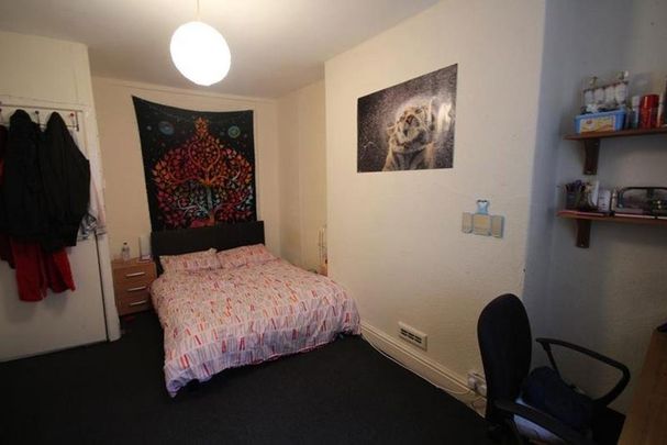 5 bedroom house share to rent - Photo 1