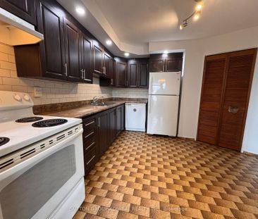 1201 5 Shady Golfway Avenue - Photo 6