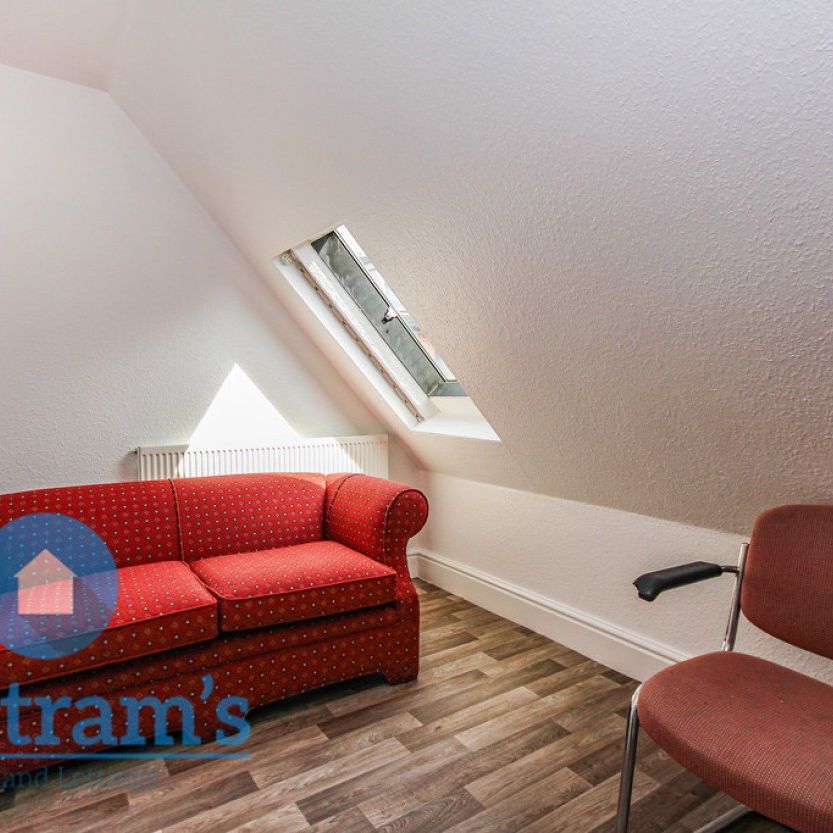 1 bed Apartment for Rent - Photo 1