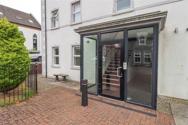 12a Old Church Square, Dundonald, Belfast, BT16 2FD - Photo 1