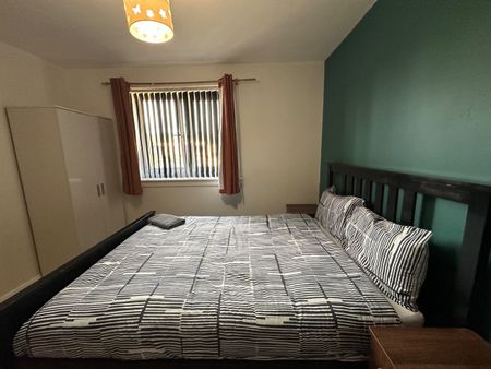 Room in a Shared Flat, Columba Street, G51 - Photo 2