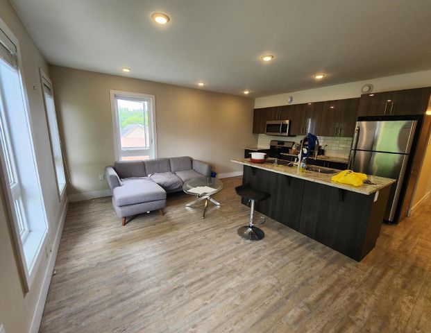 176 Greenfield Avenue - 2 - Photo 1