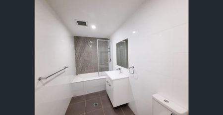 Stunning One Bedroom Apartment in Homebush - One week free rent if can move in before 15/12/2025 - Photo 4