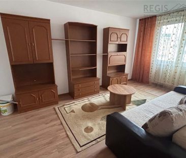 Apartament 2 camere, decomandat, cu parcare, etaj intermedia - Photo 1