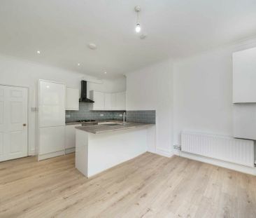 Lynton Road - Photo 2