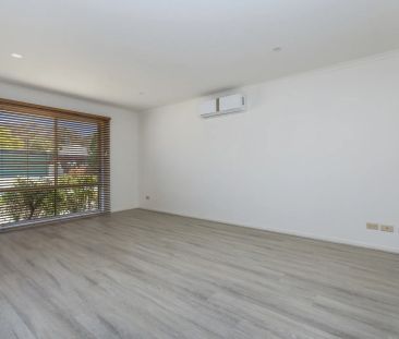 Stylish, Comfortable & Convenient Living in a Quiet Court Location - Photo 1