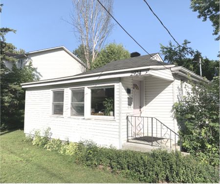 For Lease - 2924 Ahearn Avenue, Britannia - Lincoln Heights and Area, Ontario - Photo 2