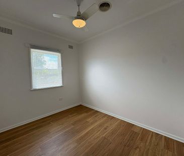 Freshly Renovated Home - Photo 5