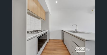 STYLE AND COMFORT! - Photo 5