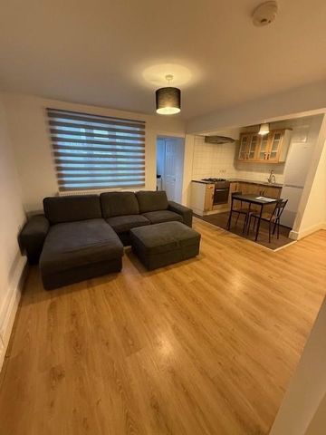 1 bedroom ground floor flat to rent - Photo 4