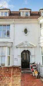 London Road, Guildford, GU1 - Photo 3