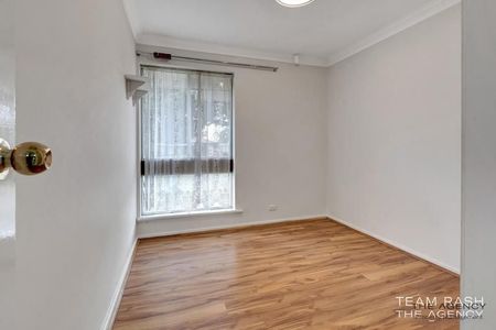 Located on quiet Graveney Way in Maddington, this neat 3-bedroom home offers easy, comfortable living - Photo 5