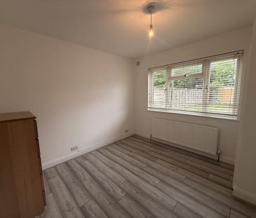2 bedroom maisonette to rent - Photo 3