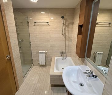 Piso de alquiler en Rúa Da Choupana, 8, Campus Sur - Santa Marta - Photo 6