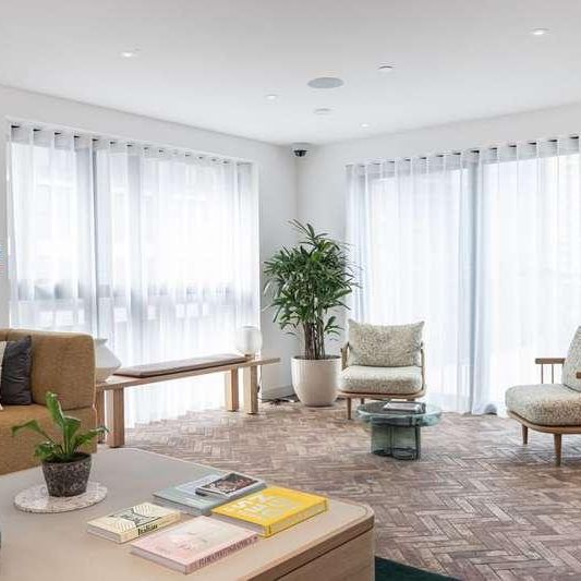 New Drum Street, Aldgate, E1 - Photo 1