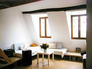 Logement à Paris, Location meublée - Photo 5