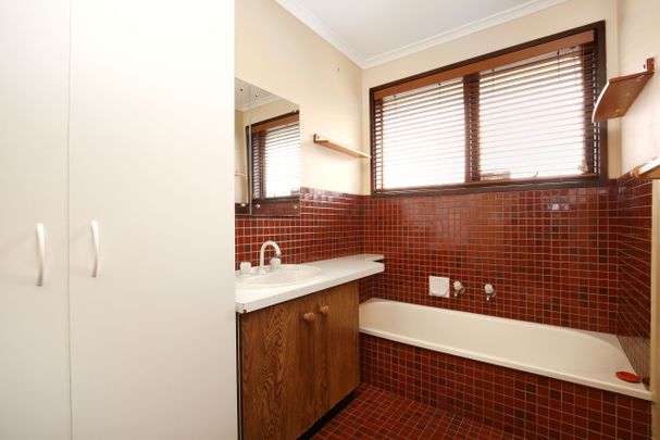 Spacious and Bright 3-Bedroom Home in Epping - Photo 1