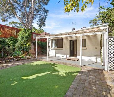 Convenient location in the heart of Mortdale - Photo 2