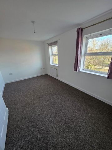 2 bedroom semi-detached house to rent - Photo 3