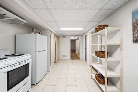 For Lease - 39 Rangoon Road Unit# Lower, Toronto, Ontario - Photo 2